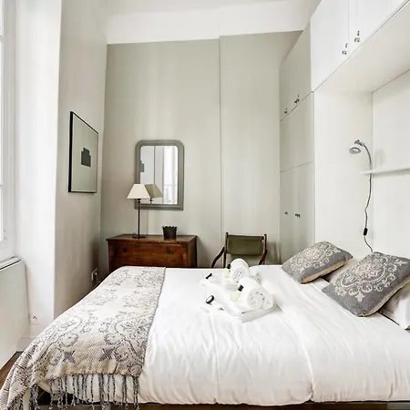 Appartamento Flat In Saint-germain-des-pres By Guestready Parigi